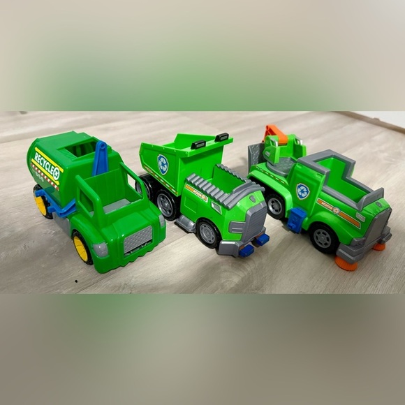 PAW Patrol Rescue Rocky Recycling Truck Moving Front Claw Truck Only Set Of 3 - Picture 1 of 4
